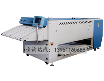 多功能毛巾折疊機(jī)
